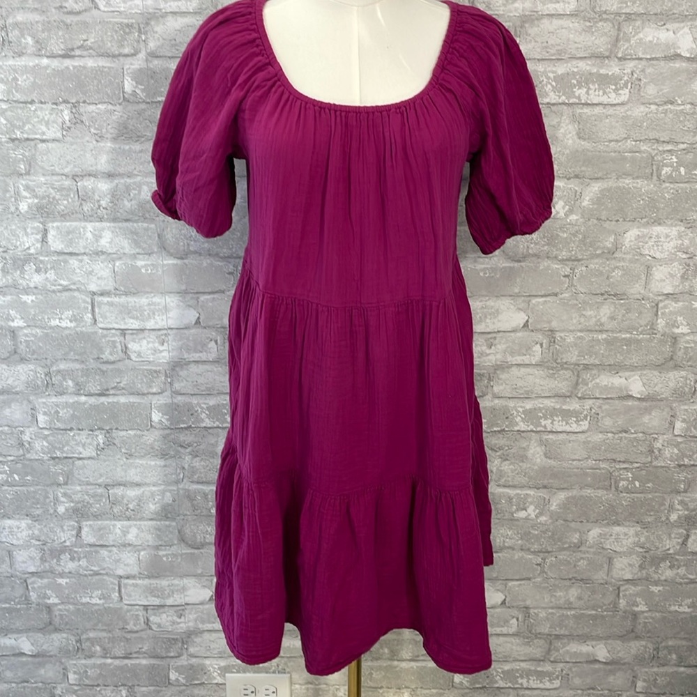 Old Navy Magenta Puff Sleeve Tiered Mini Dress